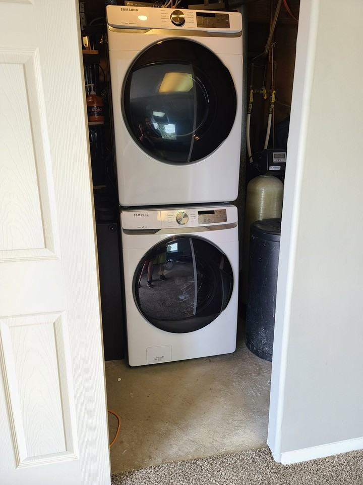 940 W Red Oaks Dr #2 - Photo 5 of 20