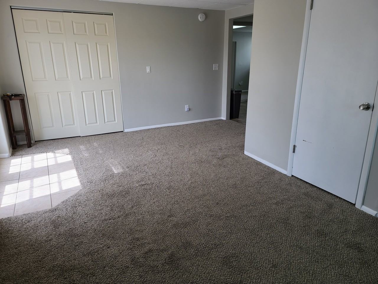 940 W Red Oaks Dr #2 - Photo 6 of 20