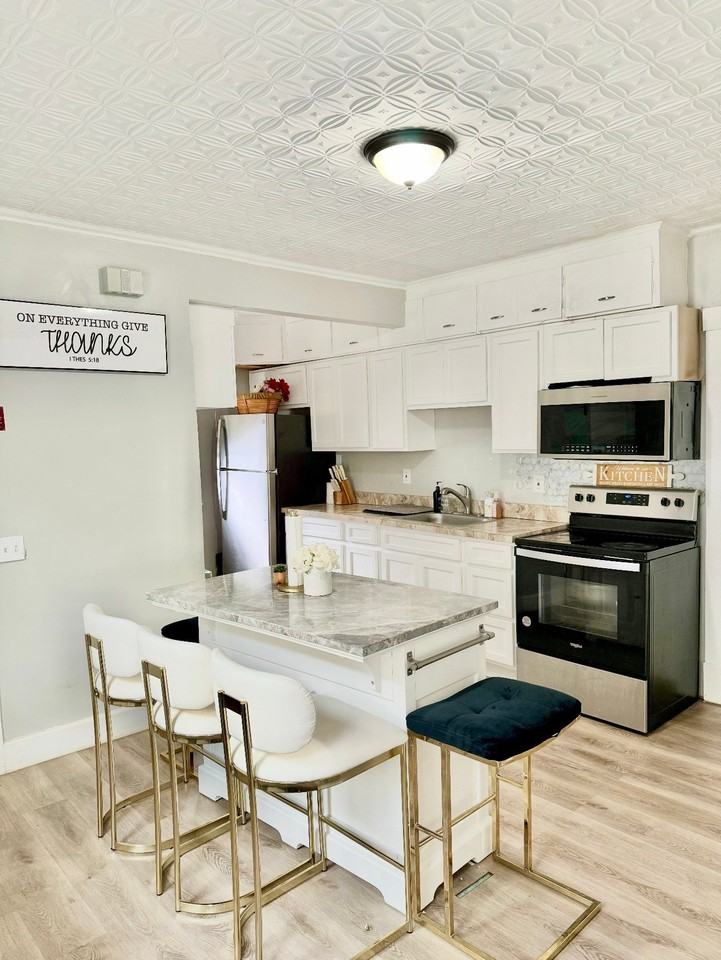 52 Draper St #1 - Photo 2 of 4