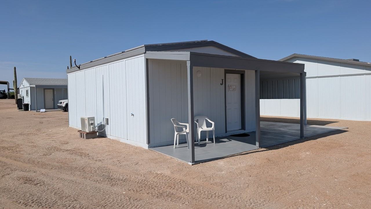 27038 East Lucia Drive, Unit J - Photo 3 of 11
