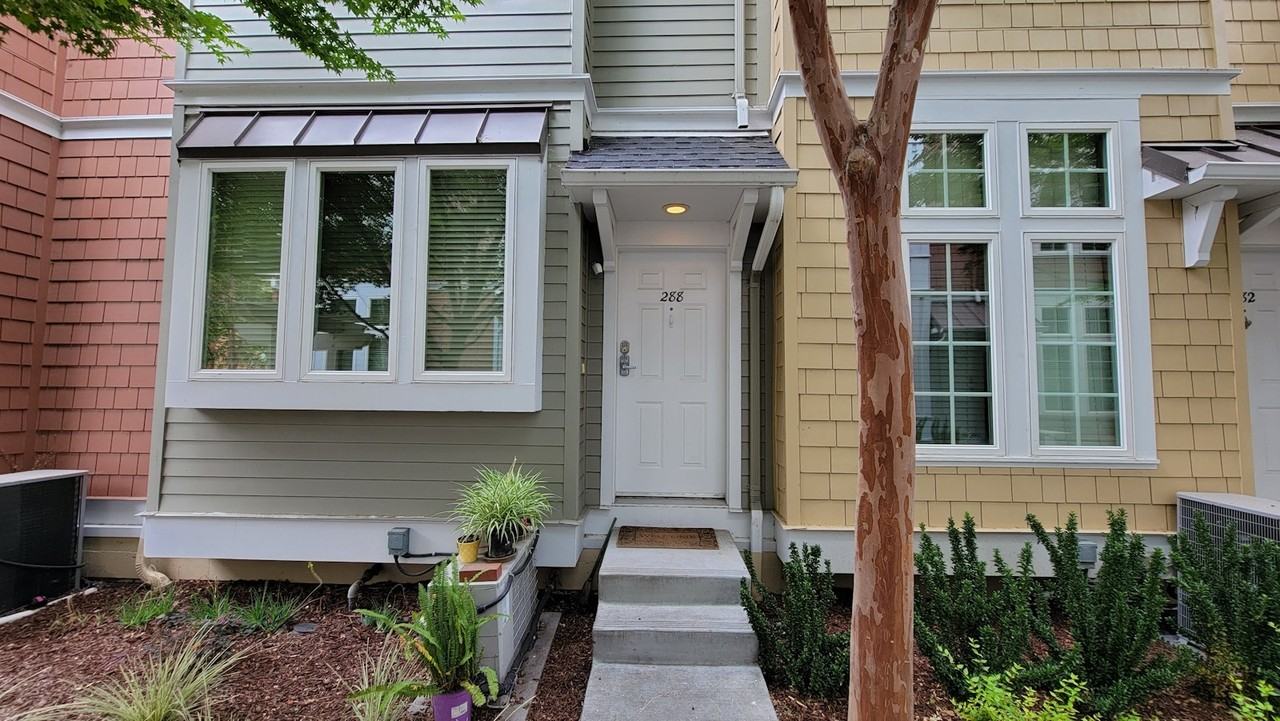 288 Kentdale Place - Photo 2 of 28