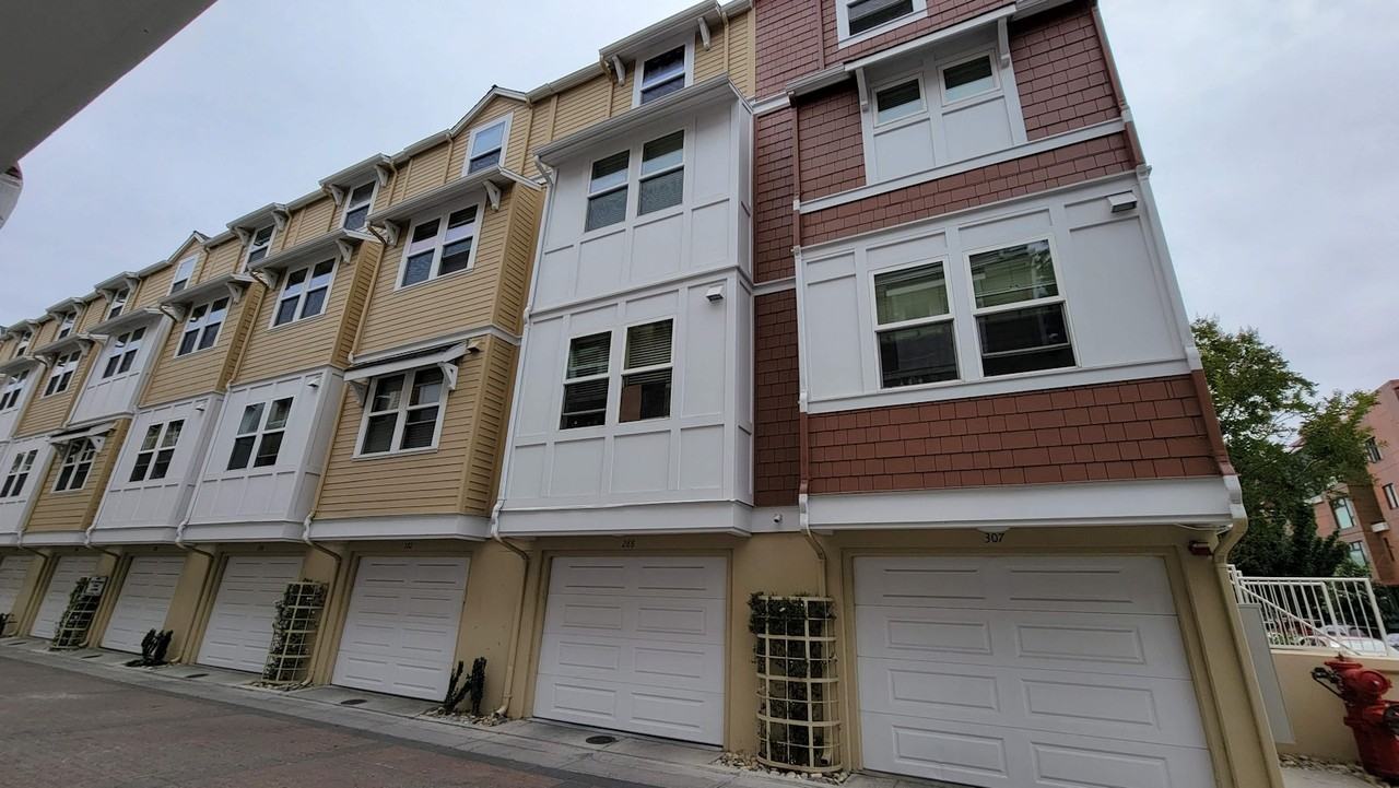 288 Kentdale Place - Photo 4 of 28