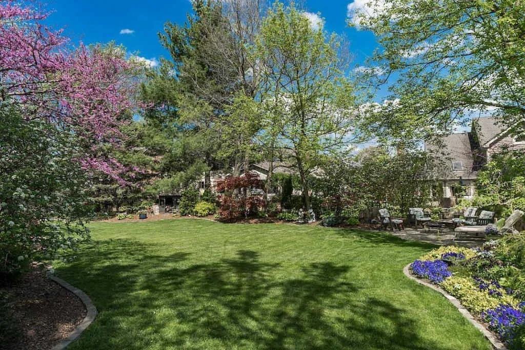 8034 Balmoral Ct #NA - Photo 2 of 12