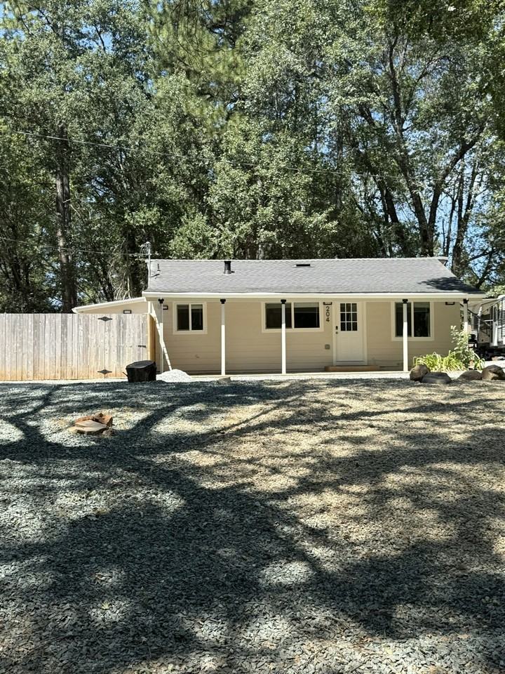 204 Lambert Lane - Photo 3 of 13