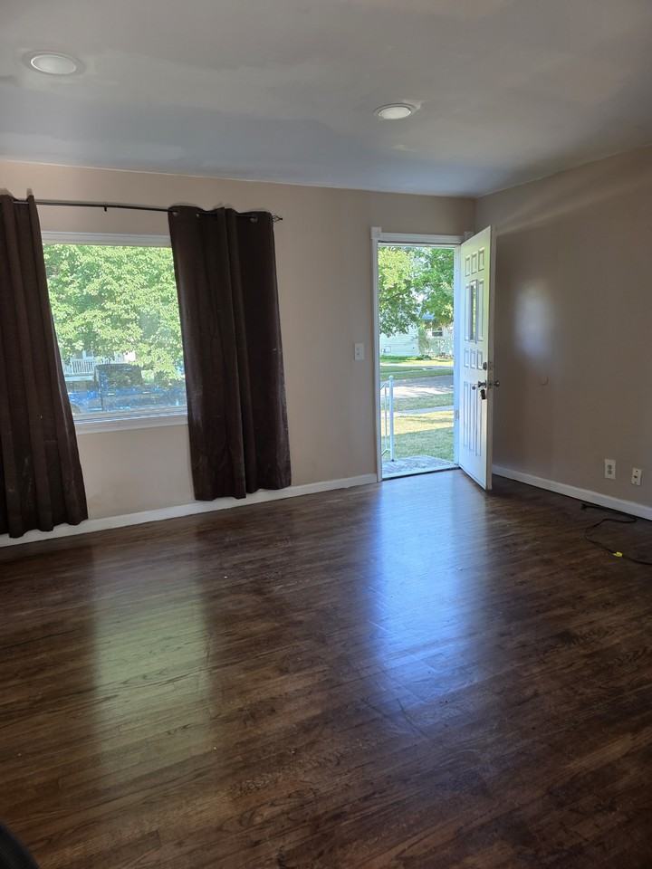 22521 Ira Blvd #1 - Photo 5 of 30