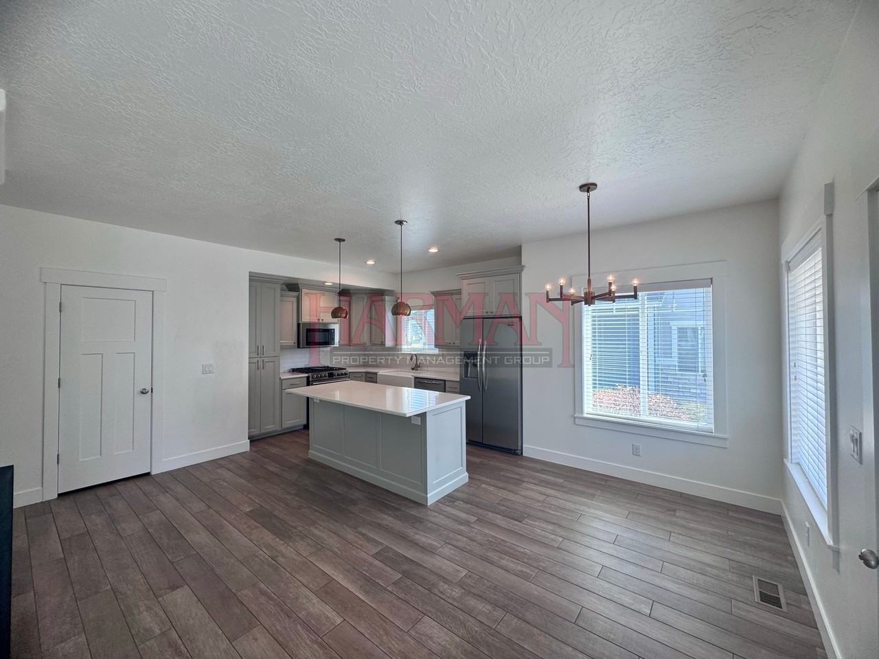 1008 E 120 S #1 - Photo 4 of 19
