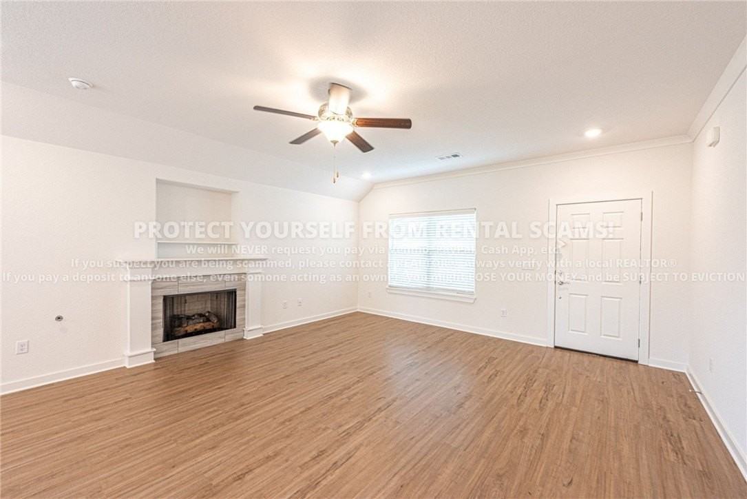 227 S Nightfall Ave - Photo 4 of 15