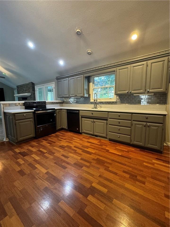 47 Dalton Dr - Photo 6 of 30