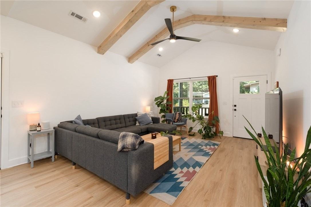 87 Leicester Dr - Photo 4 of 10
