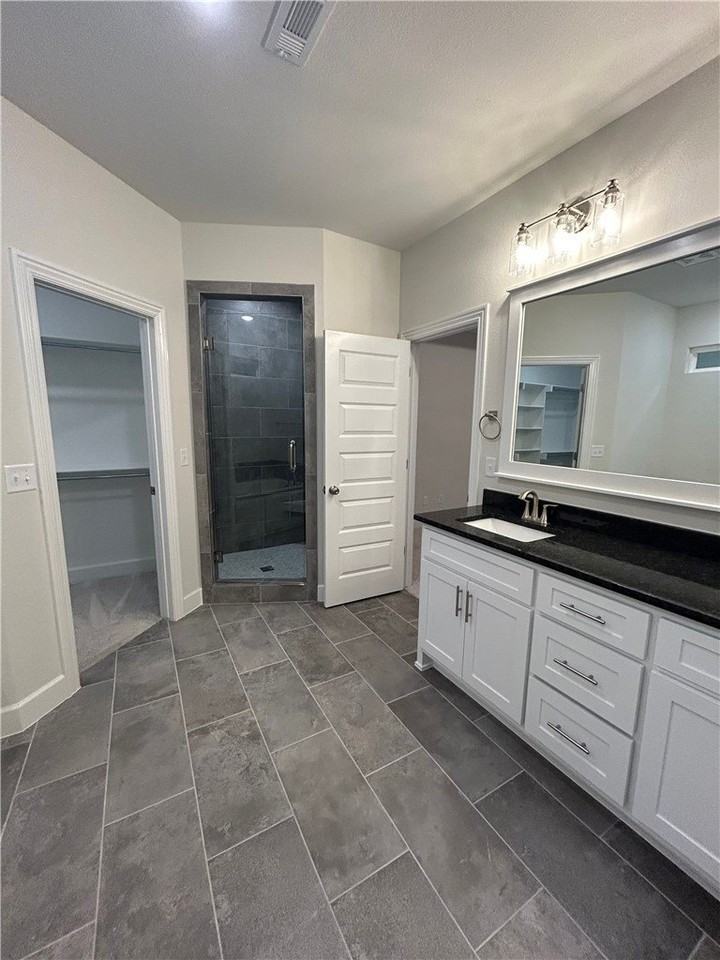 1470 Overcup Oak Ln - Photo 6 of 16