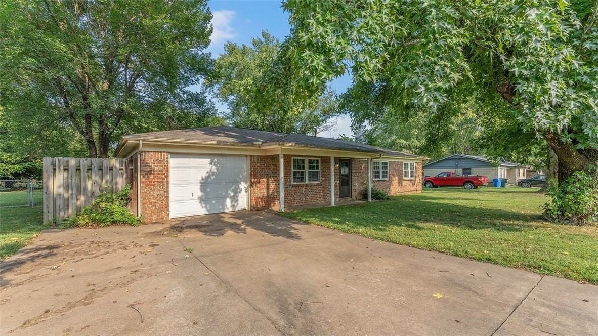 1000 S Jerry Ave - Photo 2 of 18