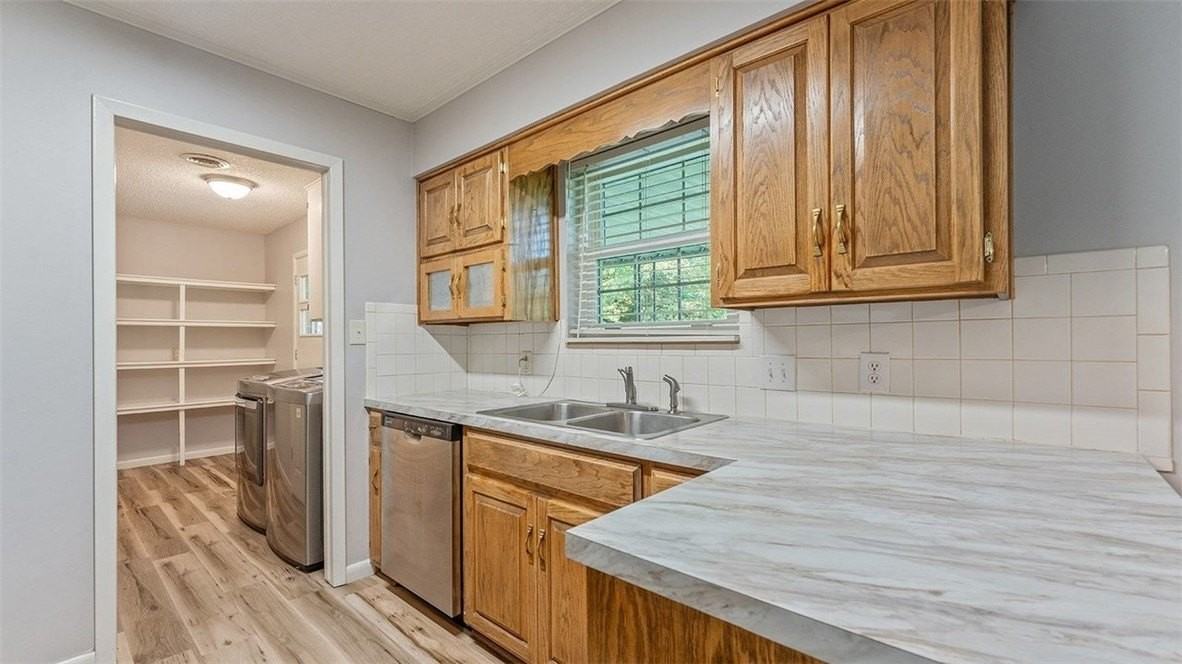 1000 S Jerry Ave - Photo 7 of 18