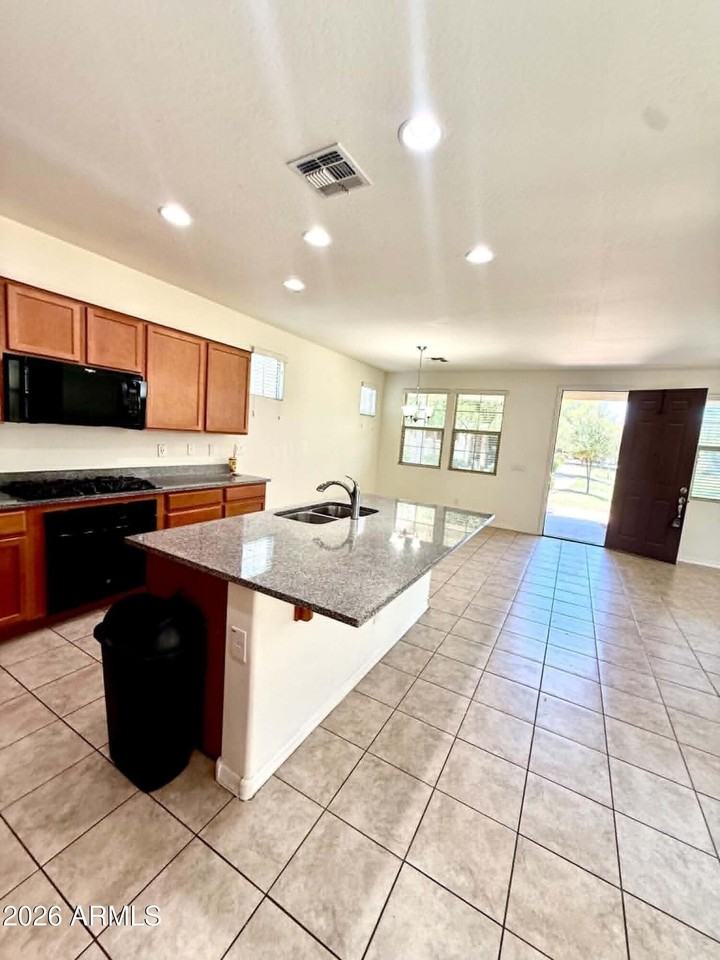 3836 E Stiles Ln - Photo 3 of 21