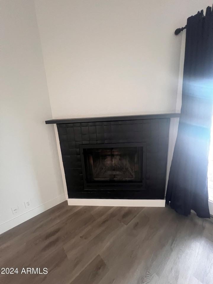 6530 S Farmer Ave - Photo 6 of 33