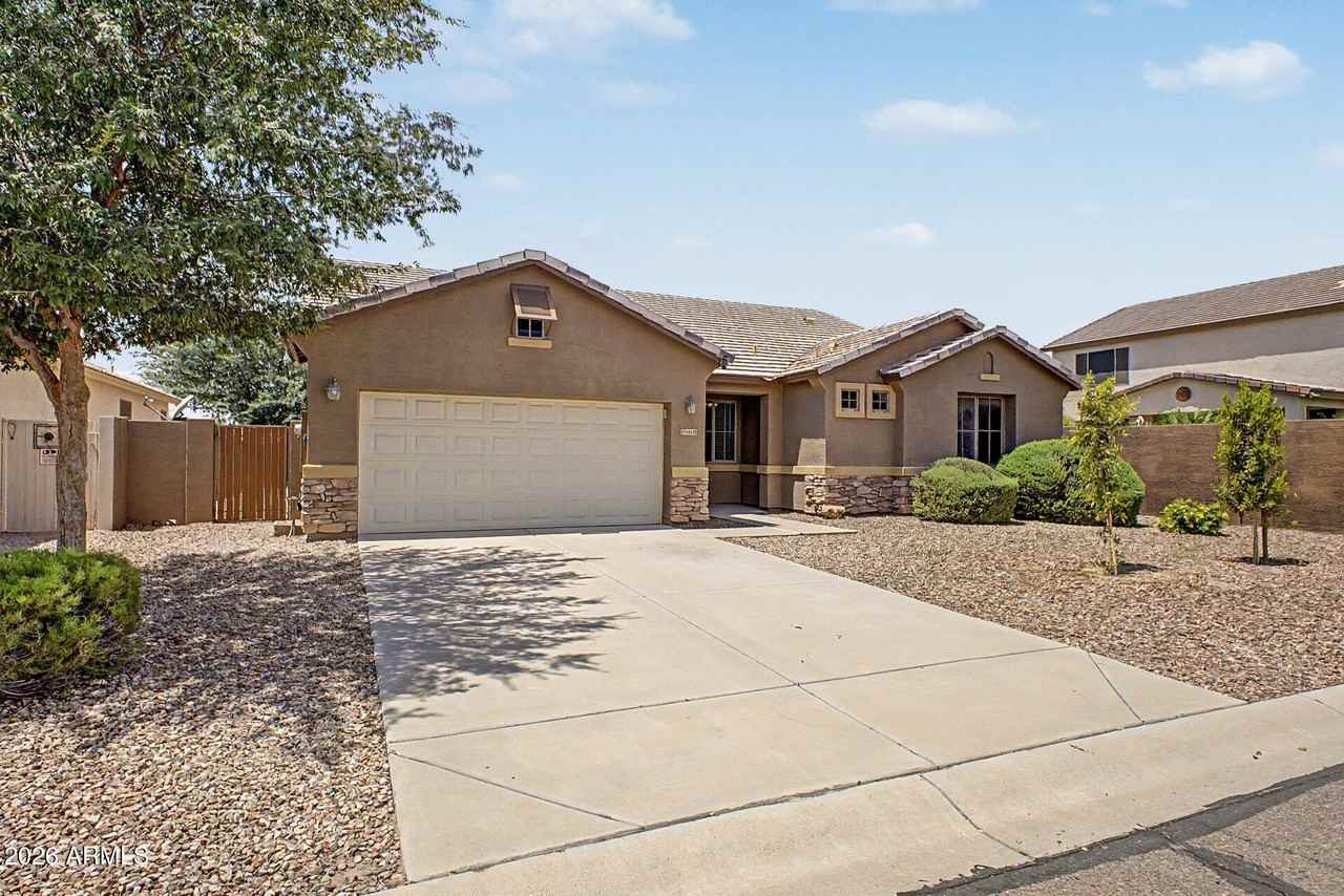 40148 N Perrone St - Photo 2 of 34