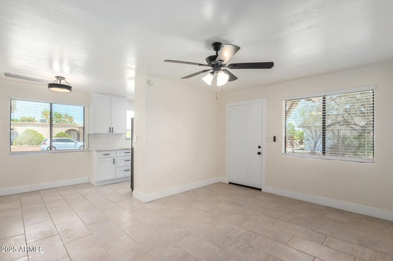 6813 E Avalon Dr #1 - Photo 5 of 11