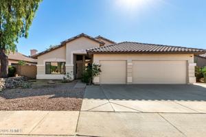 featured image of 1625 E Montoya Ln