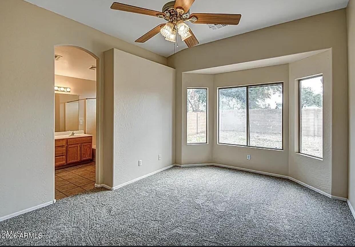 31111 N Claridge Cir - Photo 6 of 13