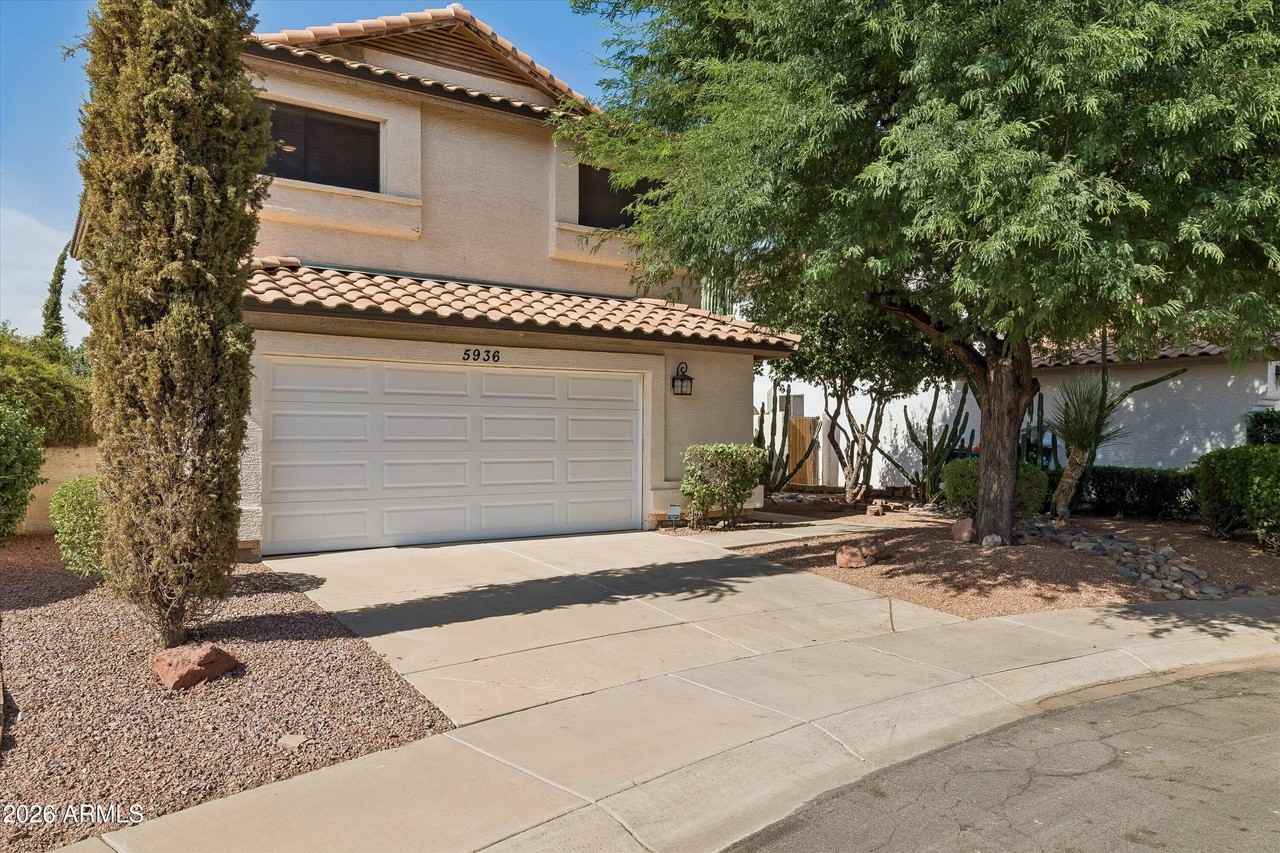 5936 E Phelps Rd - Photo 3 of 37