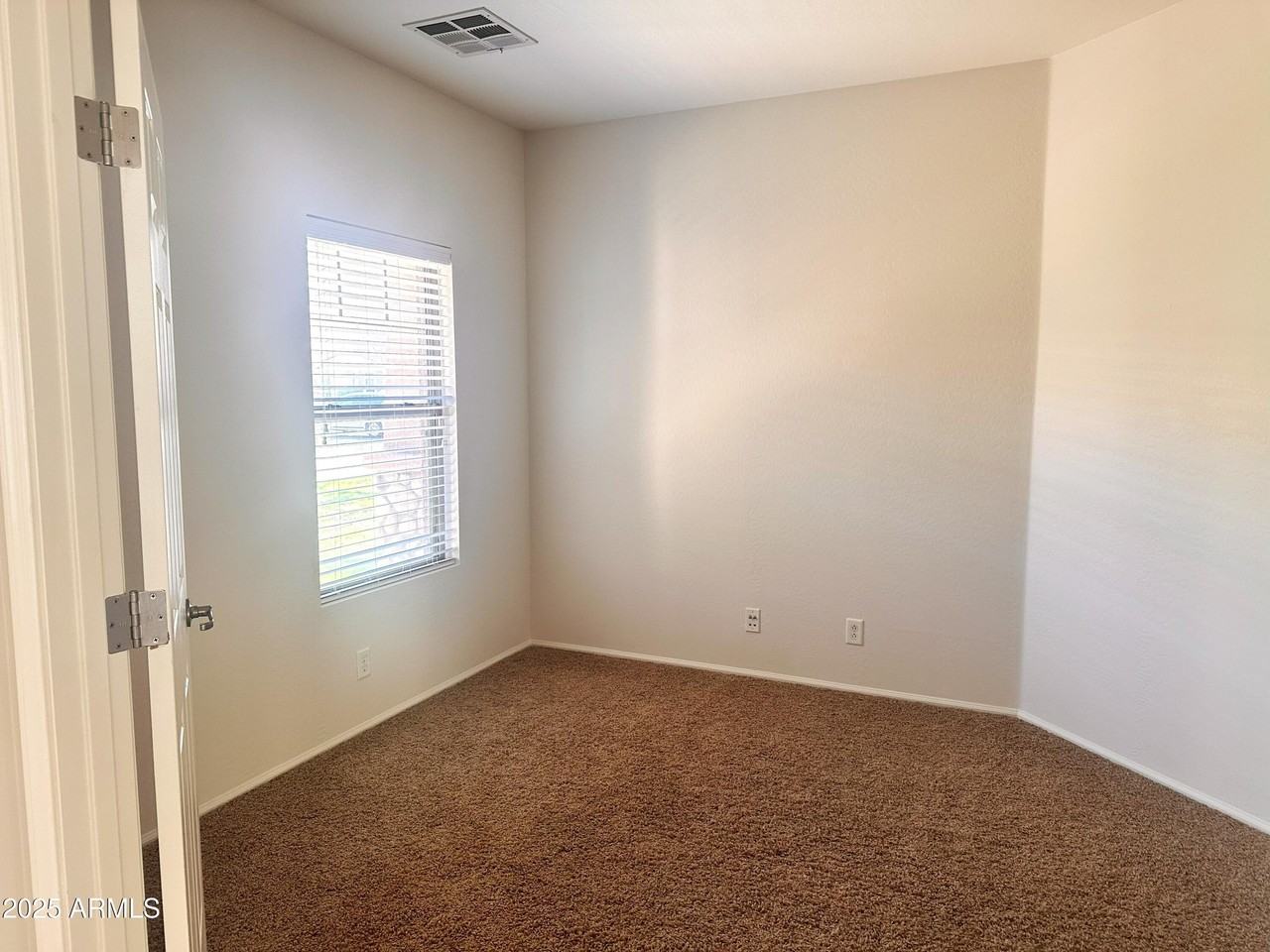 4230 E Linda Ln - Photo 5 of 31