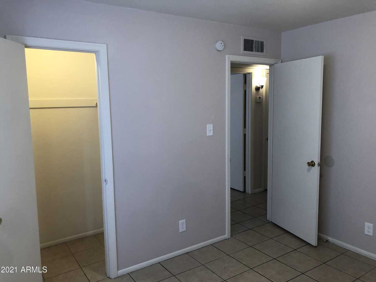 1138 W Dragoon Cir - Photo 6 of 9