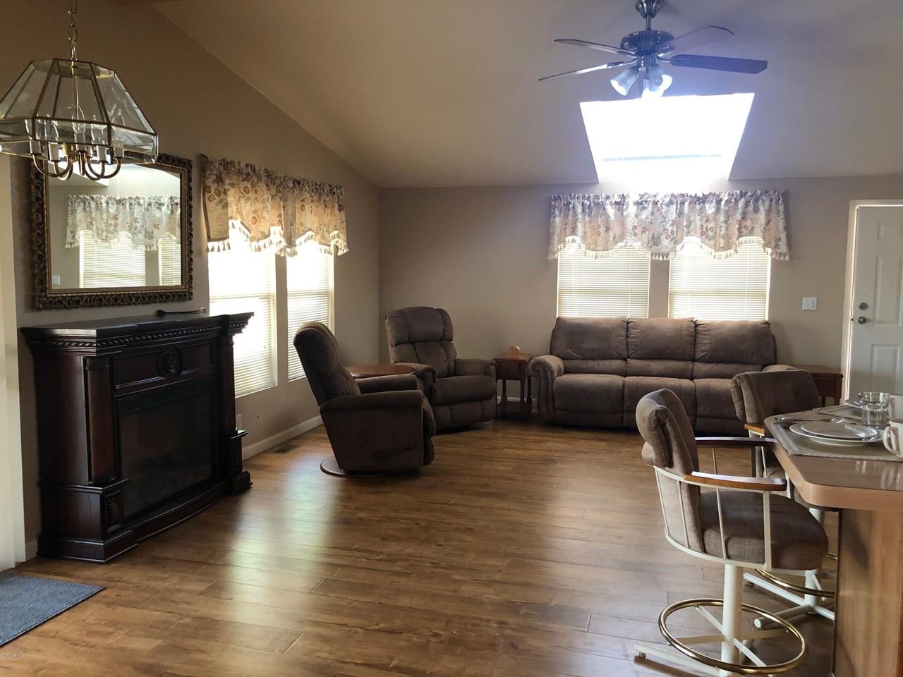 3721 N Florence Blvd - Photo 2 of 9