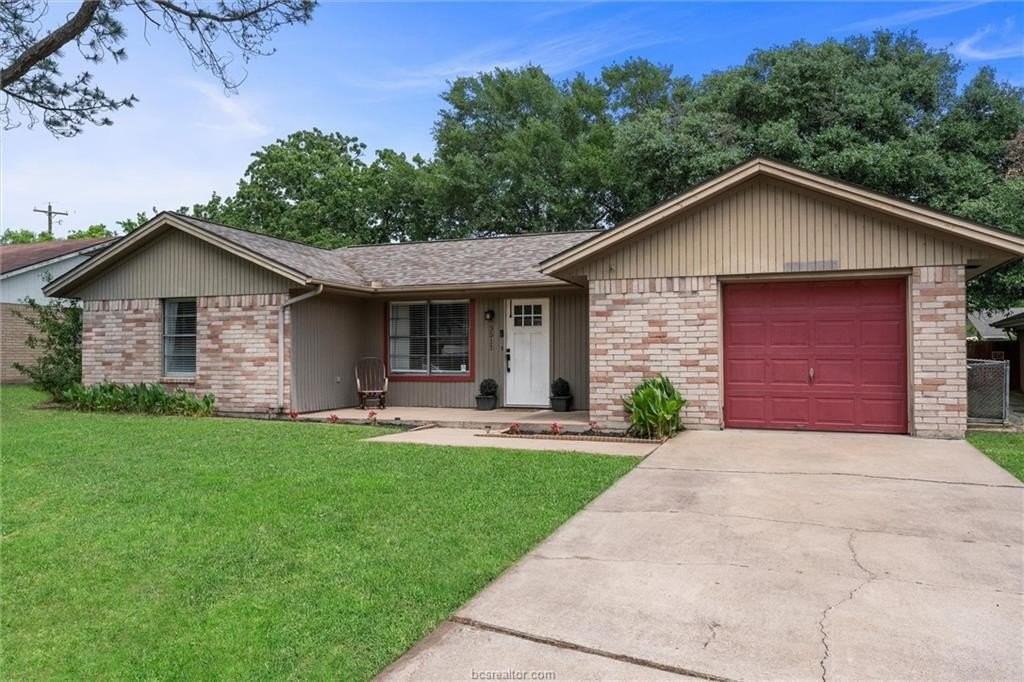 3511 Pecos St - Photo 3 of 21