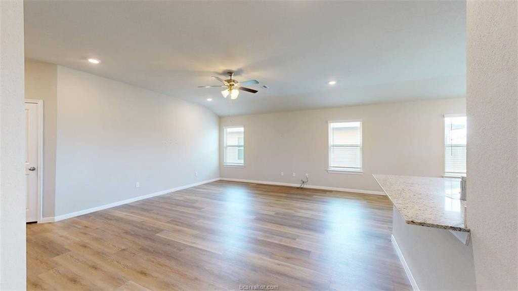 5344 Samuel Run - Photo 3 of 32