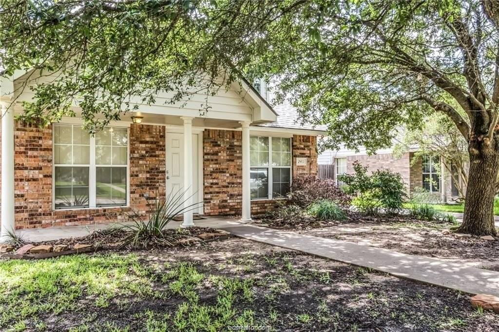 2411 Pintail Loop - Photo 2 of 19