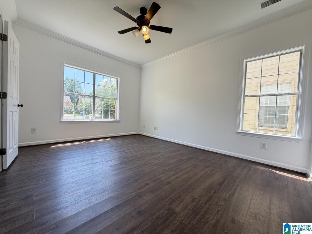 1458 Amberley Woods Cv - Photo 2 of 17