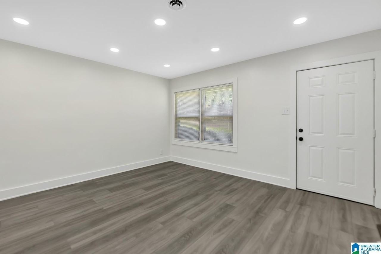 1701 Valley Ave #C - Photo 2 of 21