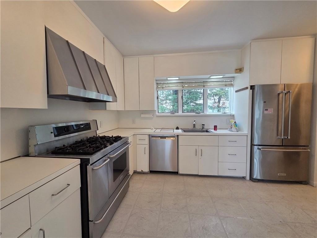 65 Ithaca Ave - Photo 4 of 7