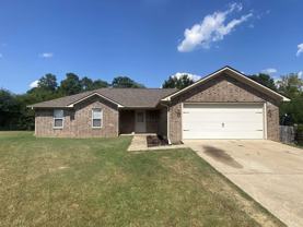 10 Gates Dr - Photo 1 of 1