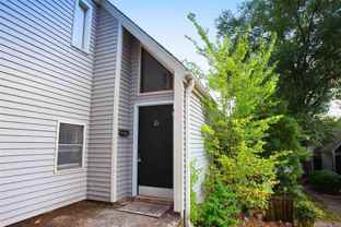 1920 Kavanaugh Blvd #5 - Photo 1 of 1