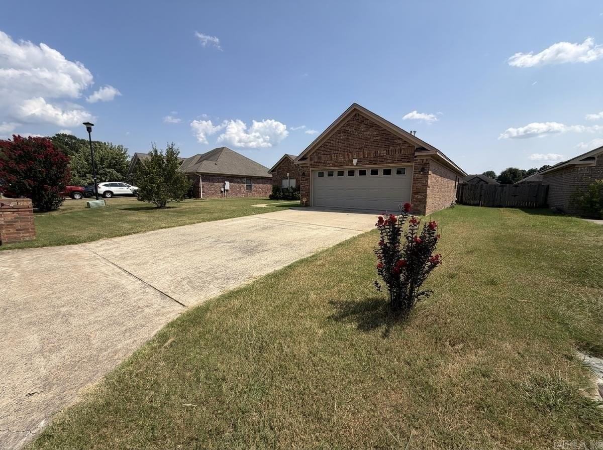 1417 Puritan Dr - Photo 2 of 45