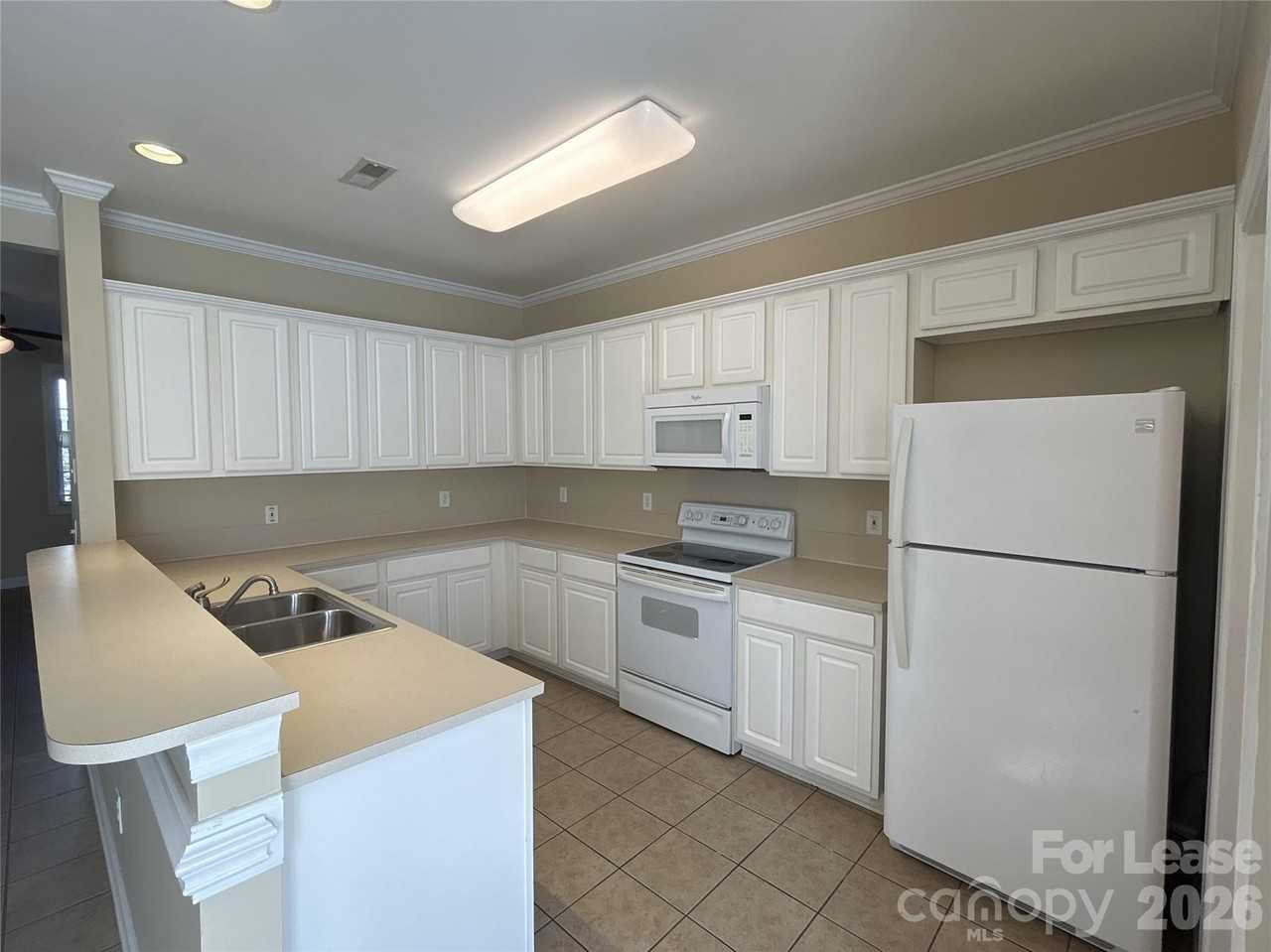 5619 Fetzer Ave Nw - Photo 6 of 14
