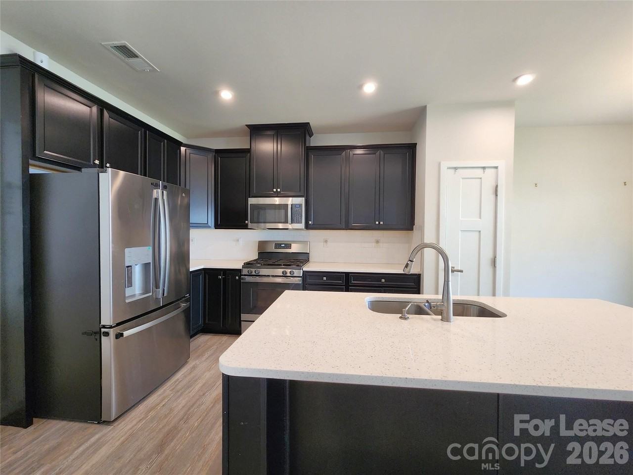 10412 Dalton Woods Ct Nw - Photo 5 of 22