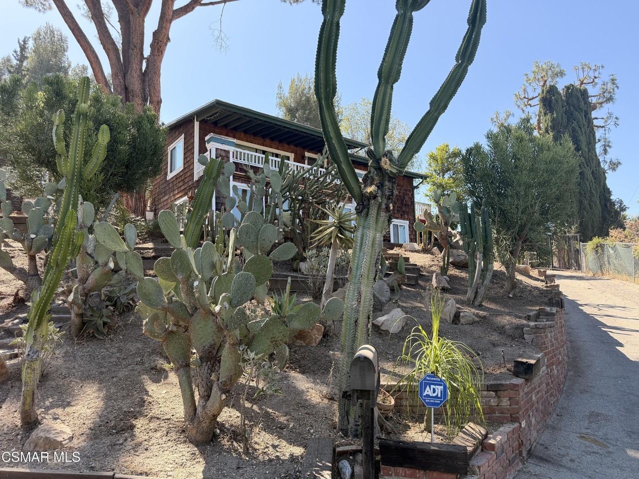 8625 Delmonico Ave - Photo 2 of 44