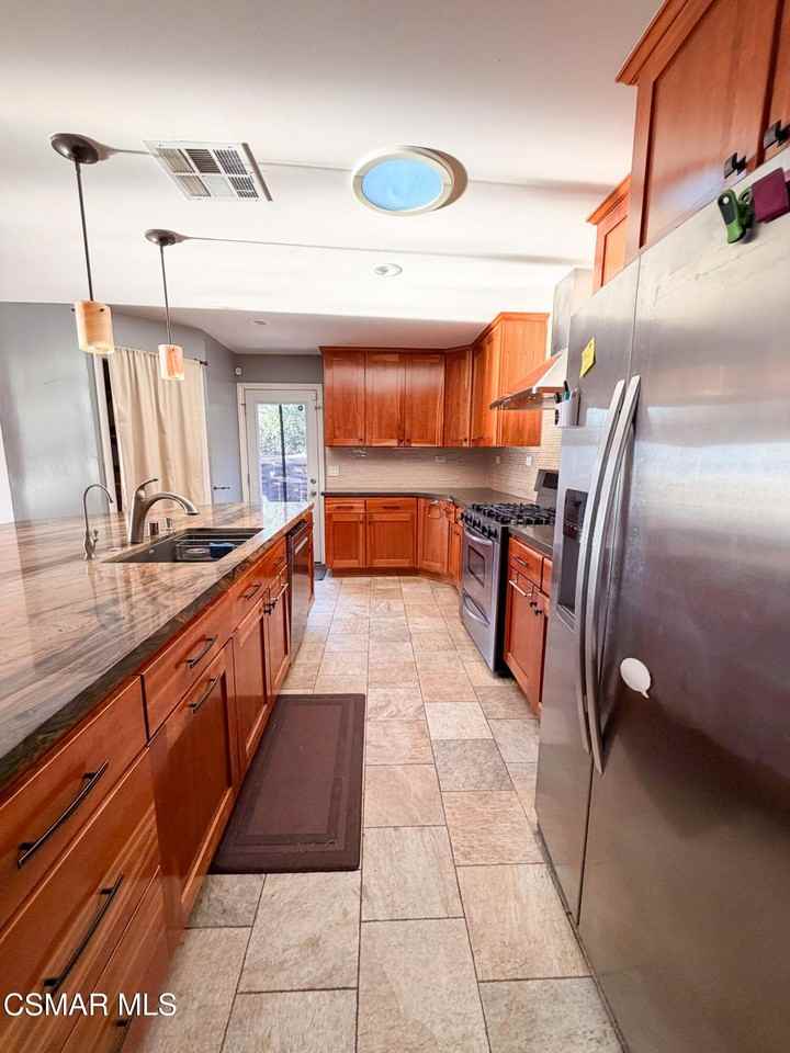 8625 Delmonico Ave - Photo 6 of 43