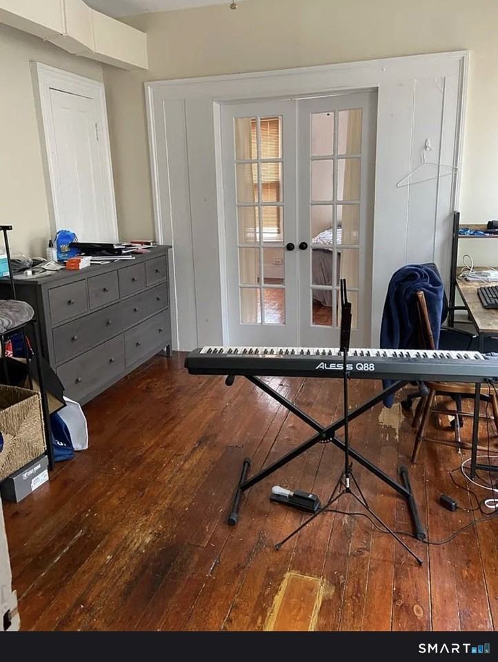 49 Edwards St #1B - Photo 6 of 11