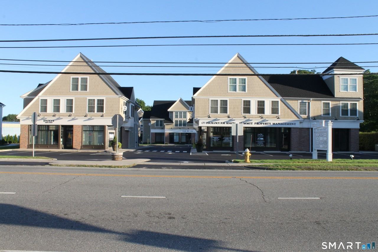 67 W Main St #422