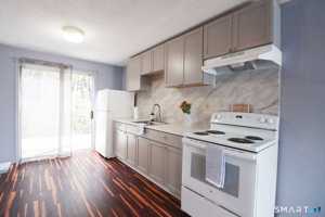 featured image of 76 Summer St