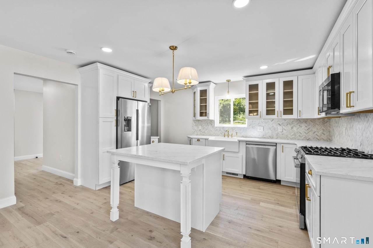 120 Ivy Hill Rd - Photo 5 of 39