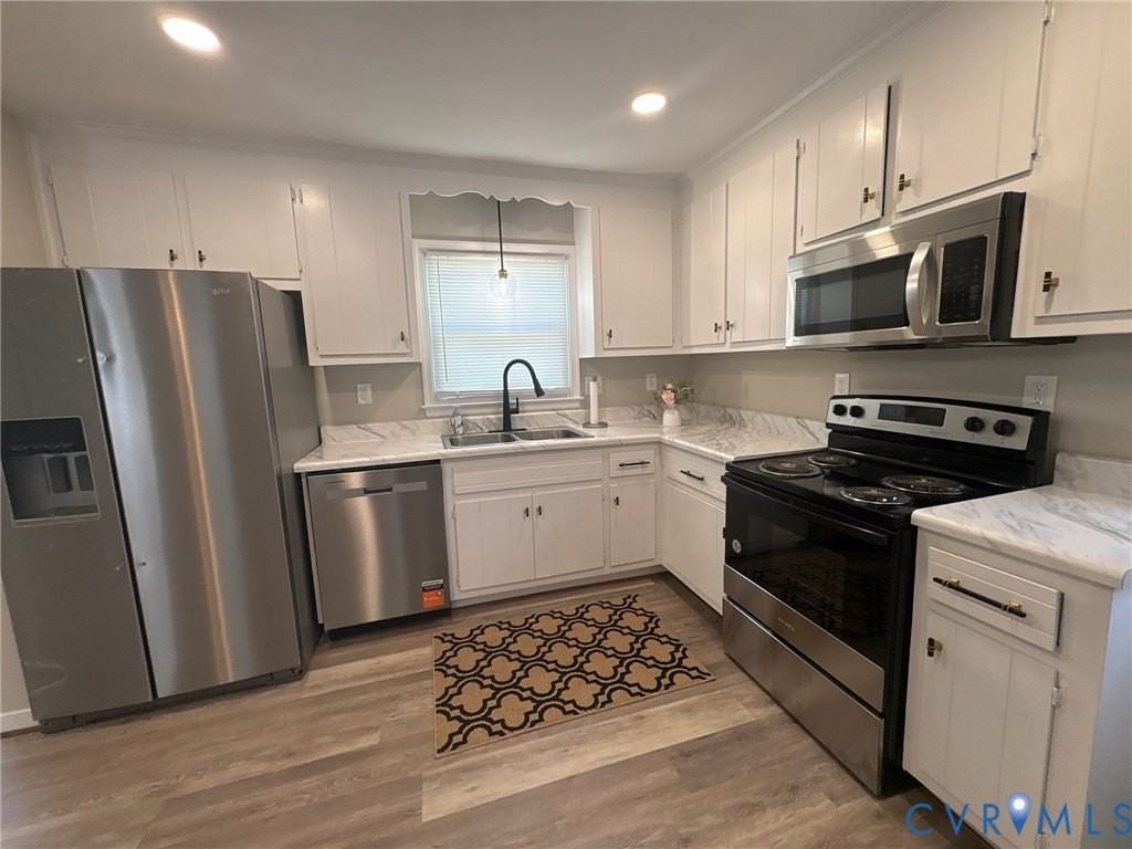 5512 Gunshop Ln - Photo 2 of 13