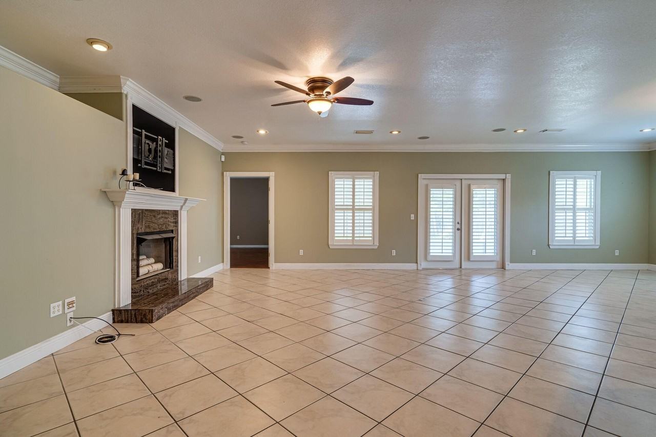 3822 Indigo Cir - Photo 5 of 26