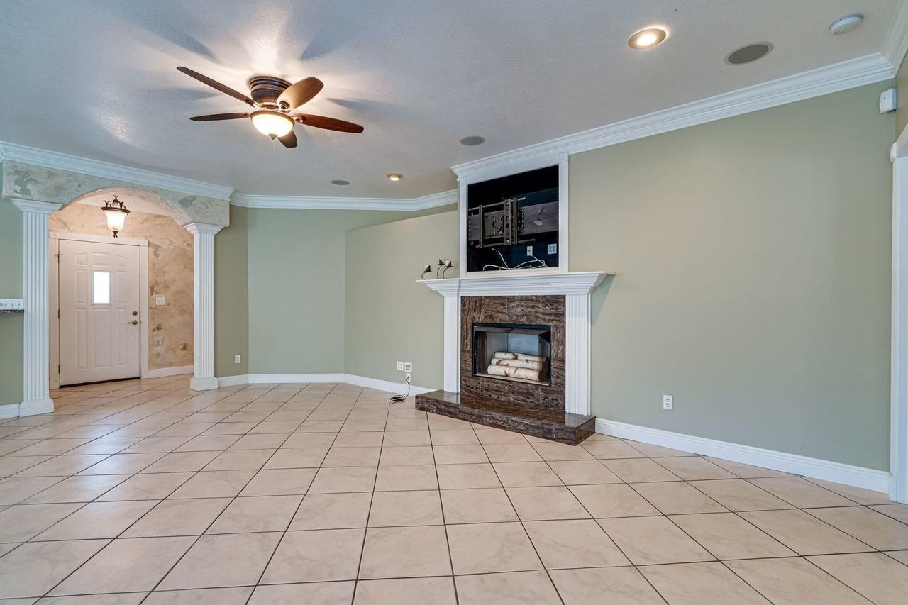 3822 Indigo Cir - Photo 6 of 26