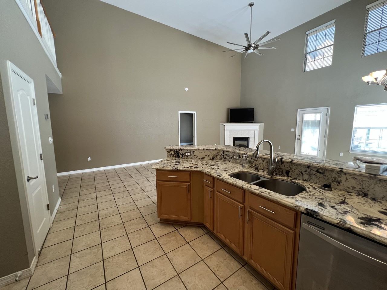 597 Loblolly Bay Dr - Photo 6 of 15