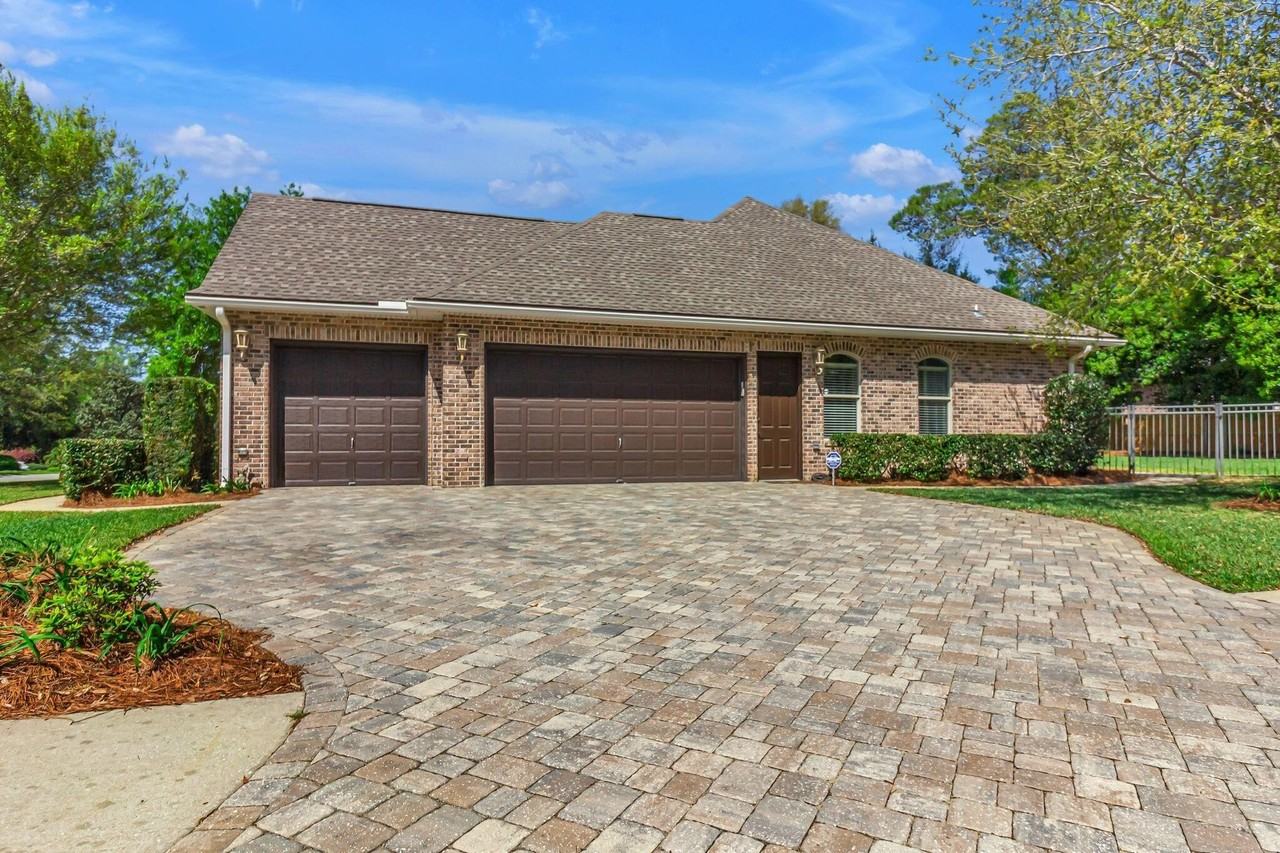 9007 Rushing River Way - Photo 7 of 50