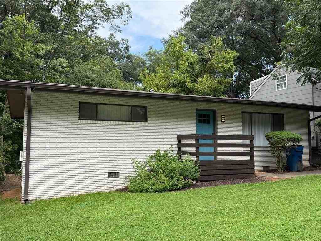 1847 Dorsey Ave - Photo 2 of 22