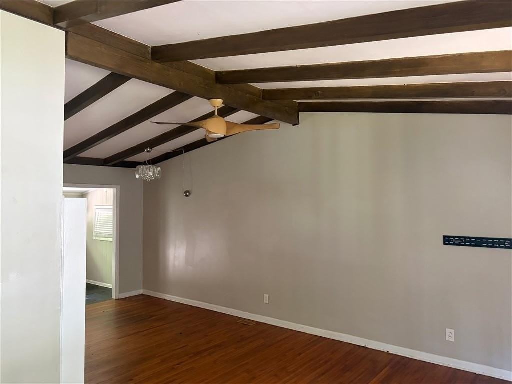 1847 Dorsey Ave - Photo 5 of 22